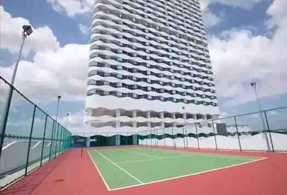 New Seaview Residences @ 2 Apartment *