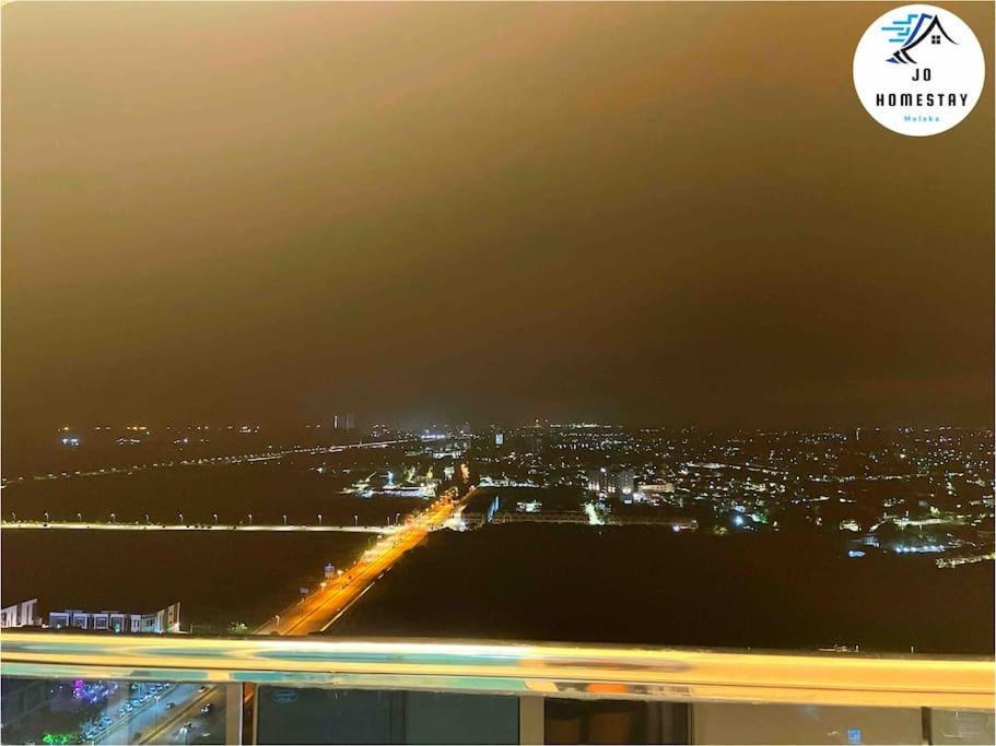 Apartment New Seaview Residences @ 2 Malacca
