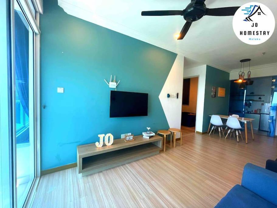 New Seaview Residences @ 2 *