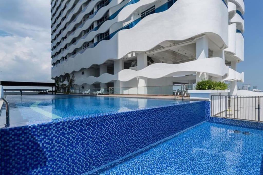 New Seaview Residences @ 2 Apartment Malacca
